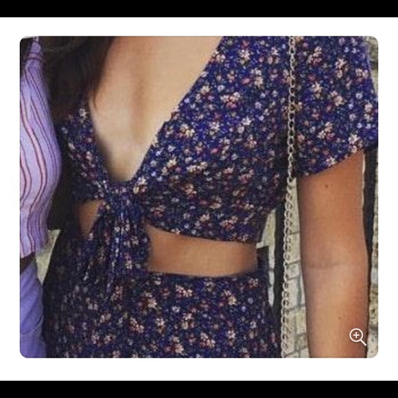 American Eagle Floral Crop top - Picture 5 of 5